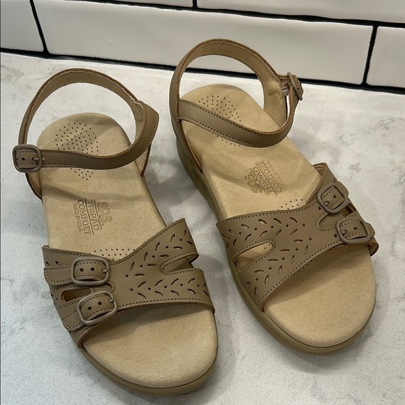SAS Duo Natural Tan Sandals with Cushioned Footbed and Adjustable Straps 6W - Picture 14 of 16